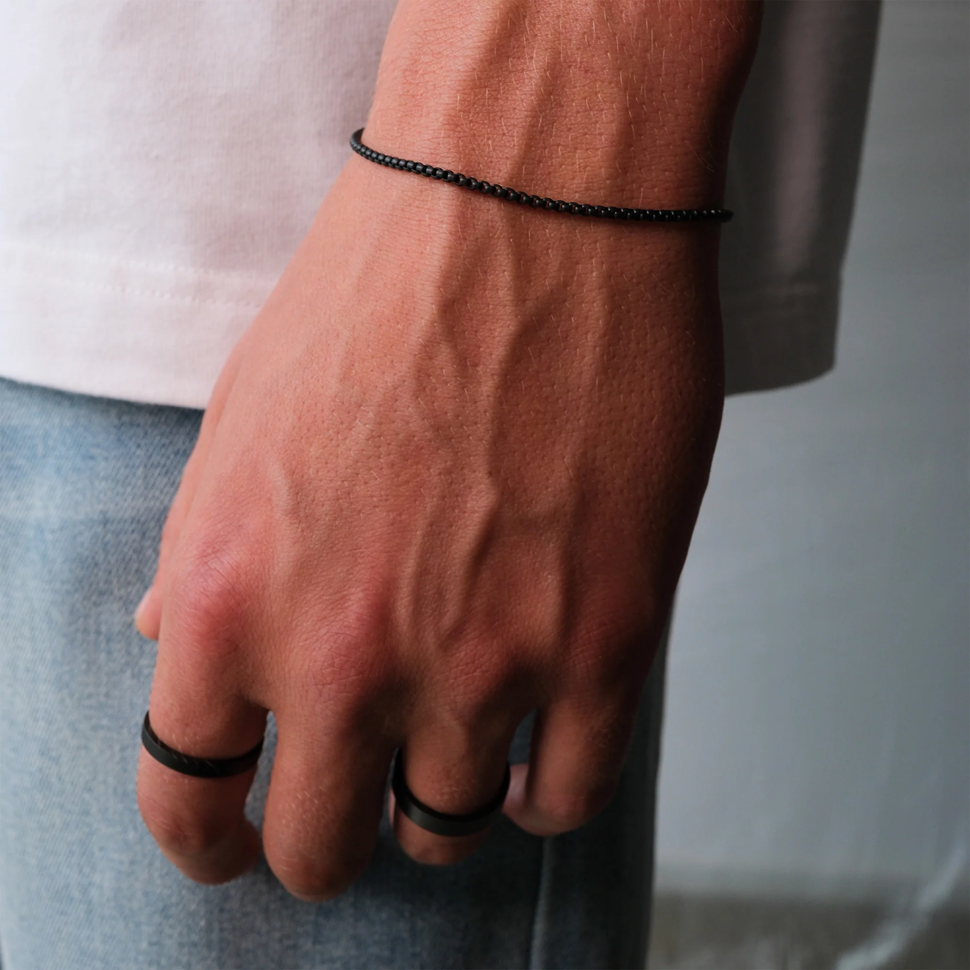 K12 - BLACK BOX BRACELET - 2MM - Image 4