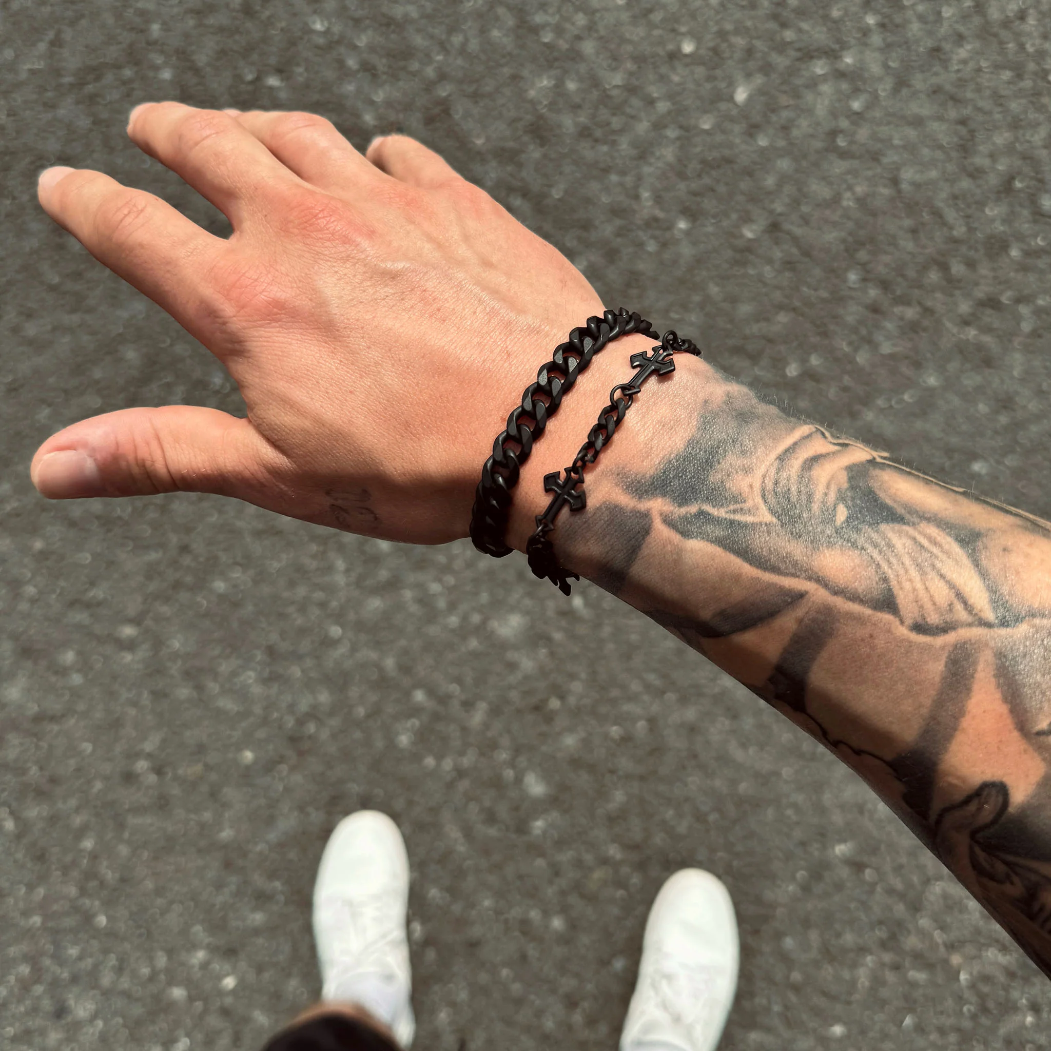 K12 - BLACK GOTHIC CROSS BRACELET - Image 5