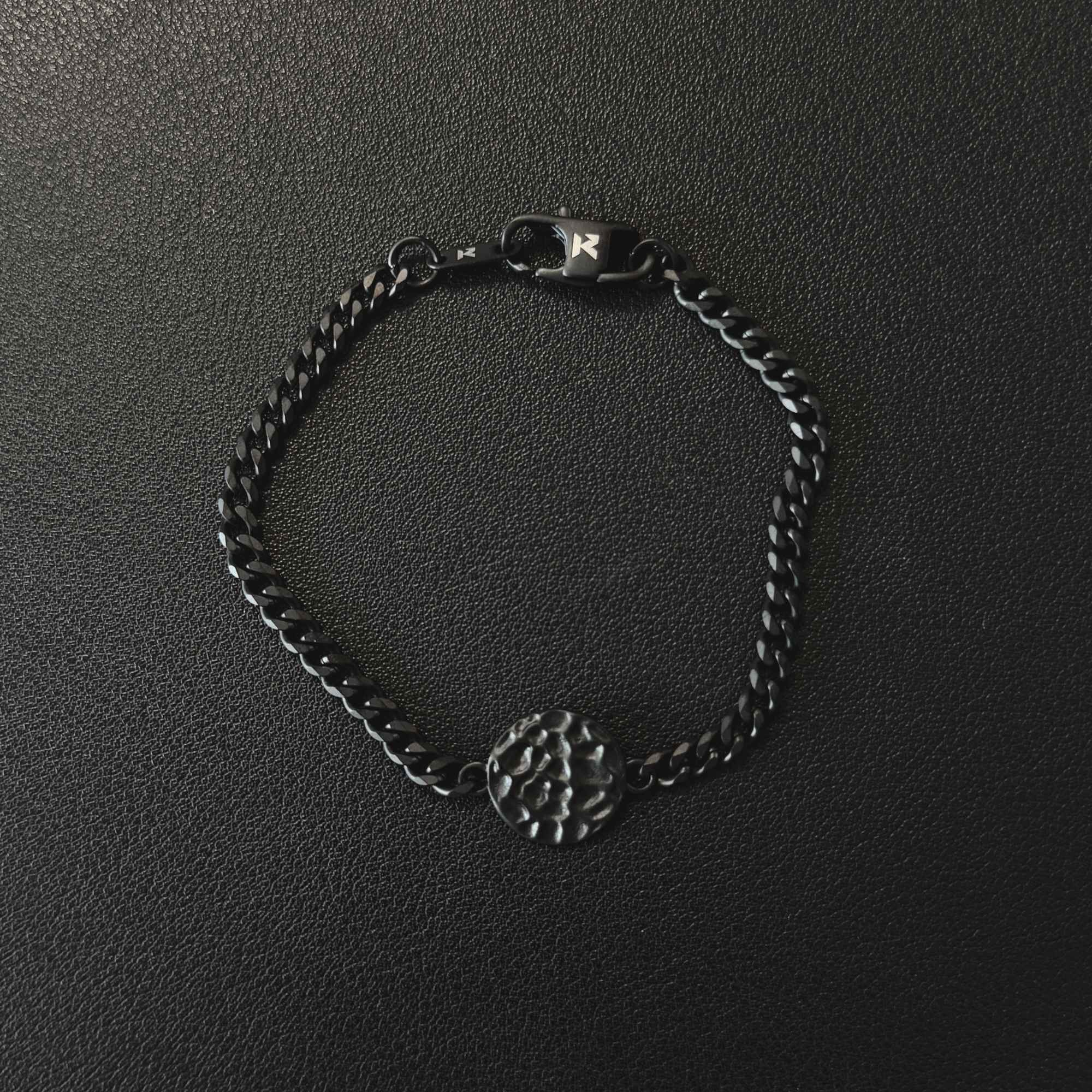 K12 - BLACK HAMMERED BRACELET - Image 5