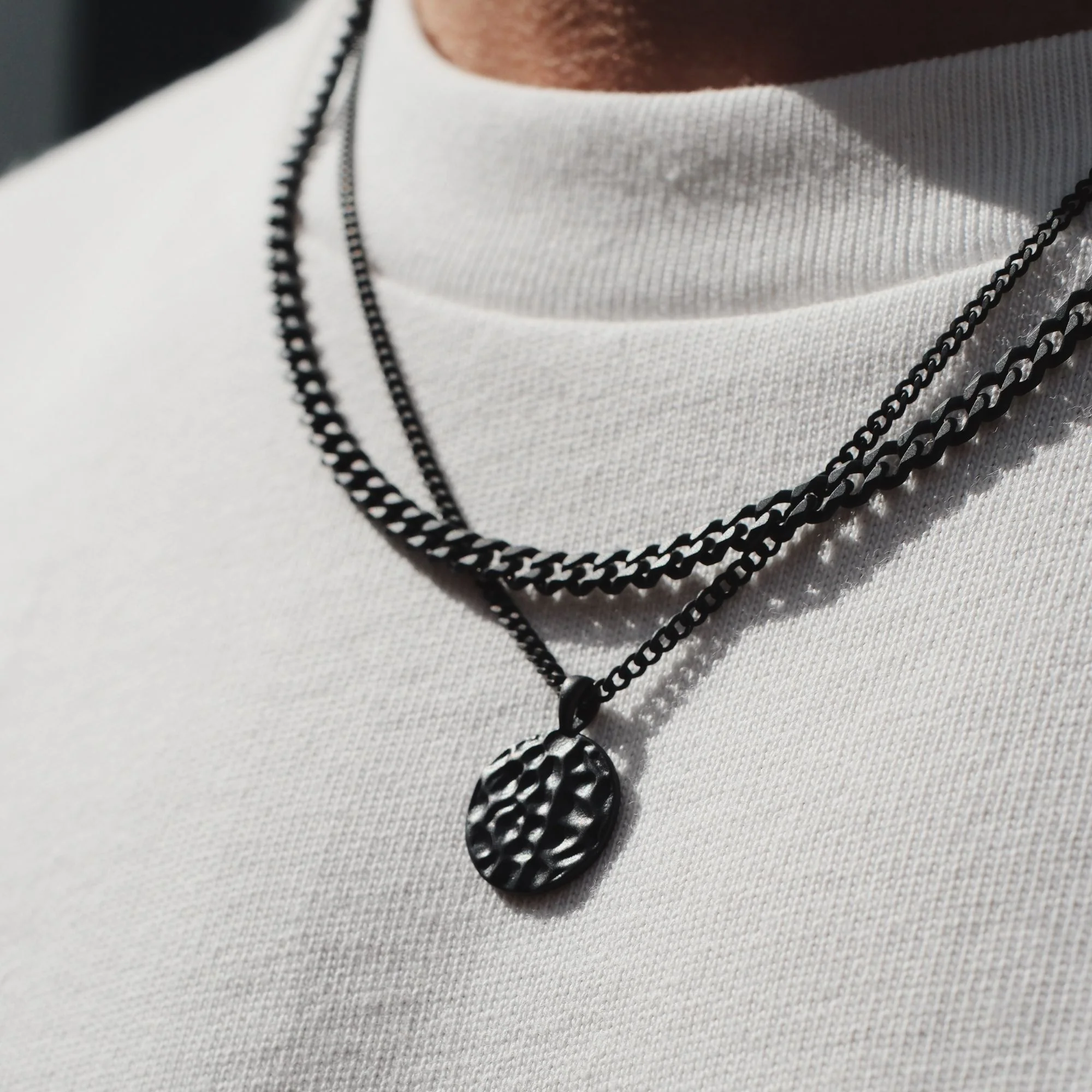 K12 - BLACK HAMMERED CHAIN - Image 4