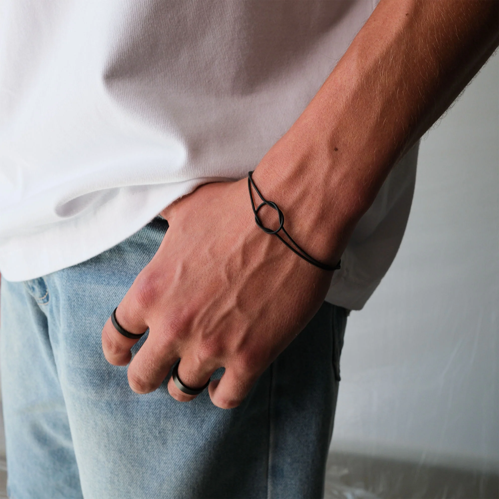 K12 - BLACK LOOP BRACELET - 1.4MM - Image 5