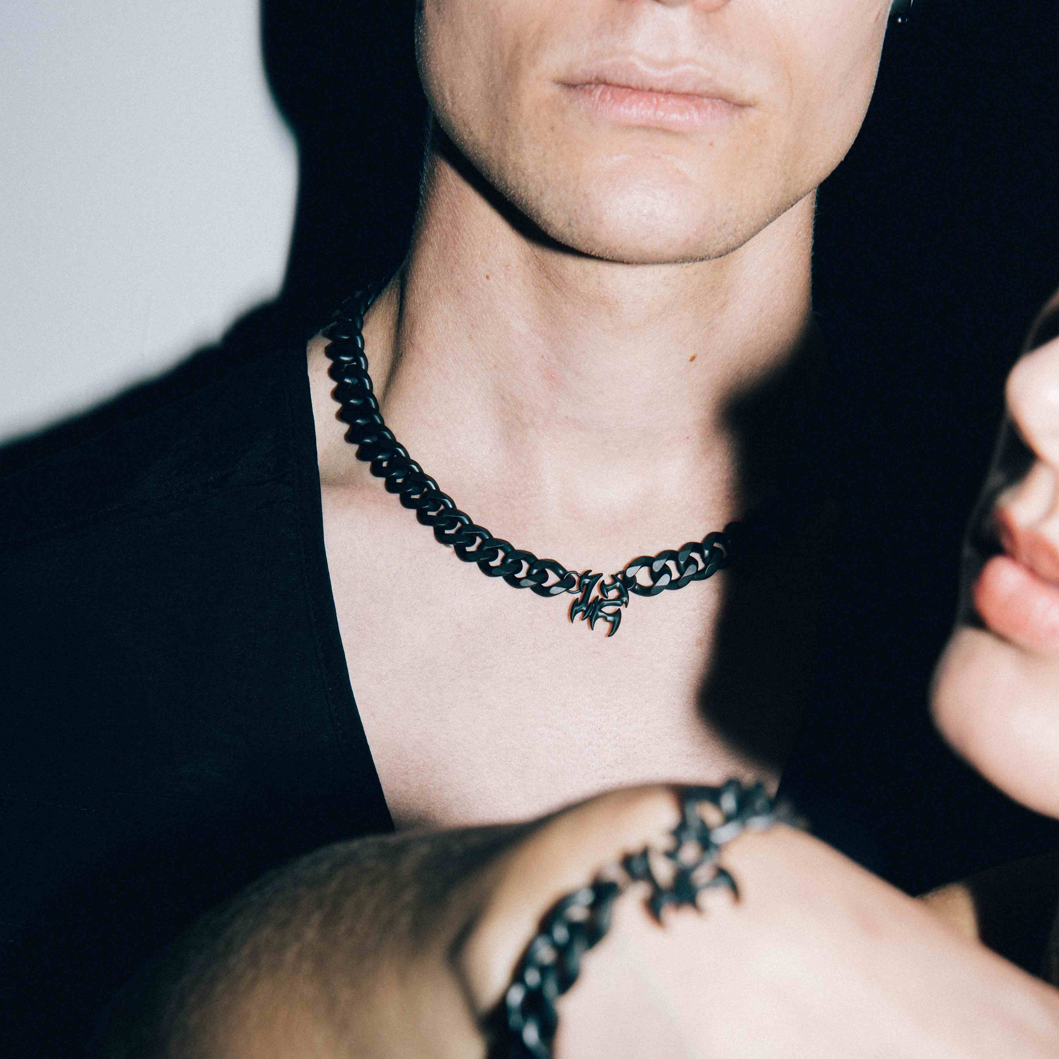 K12 - BLACK NEO TRIBAL CUBAN CHAIN - 13MM - Image 3