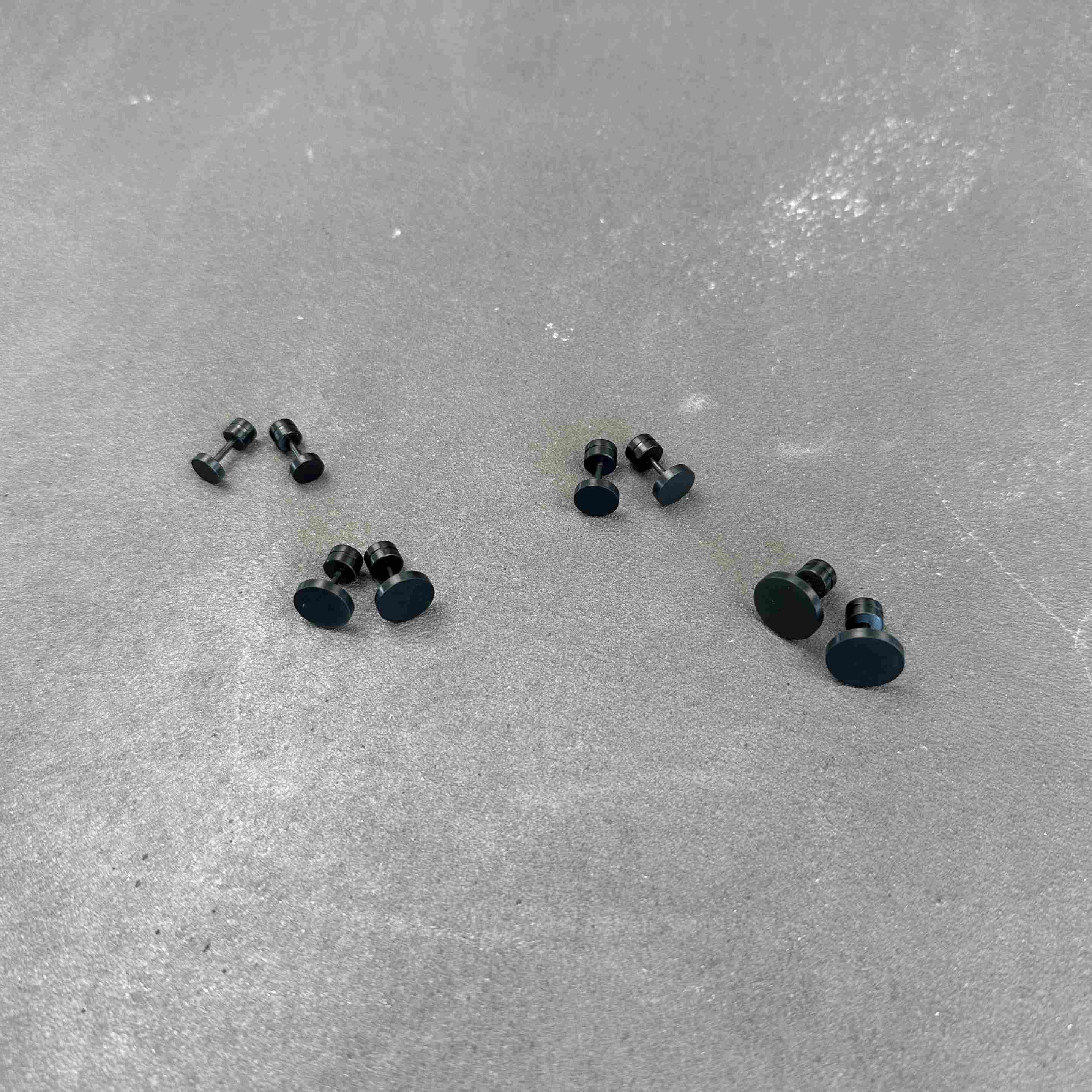 K12 - BLACK STEEL STUD EARRING - Image 5