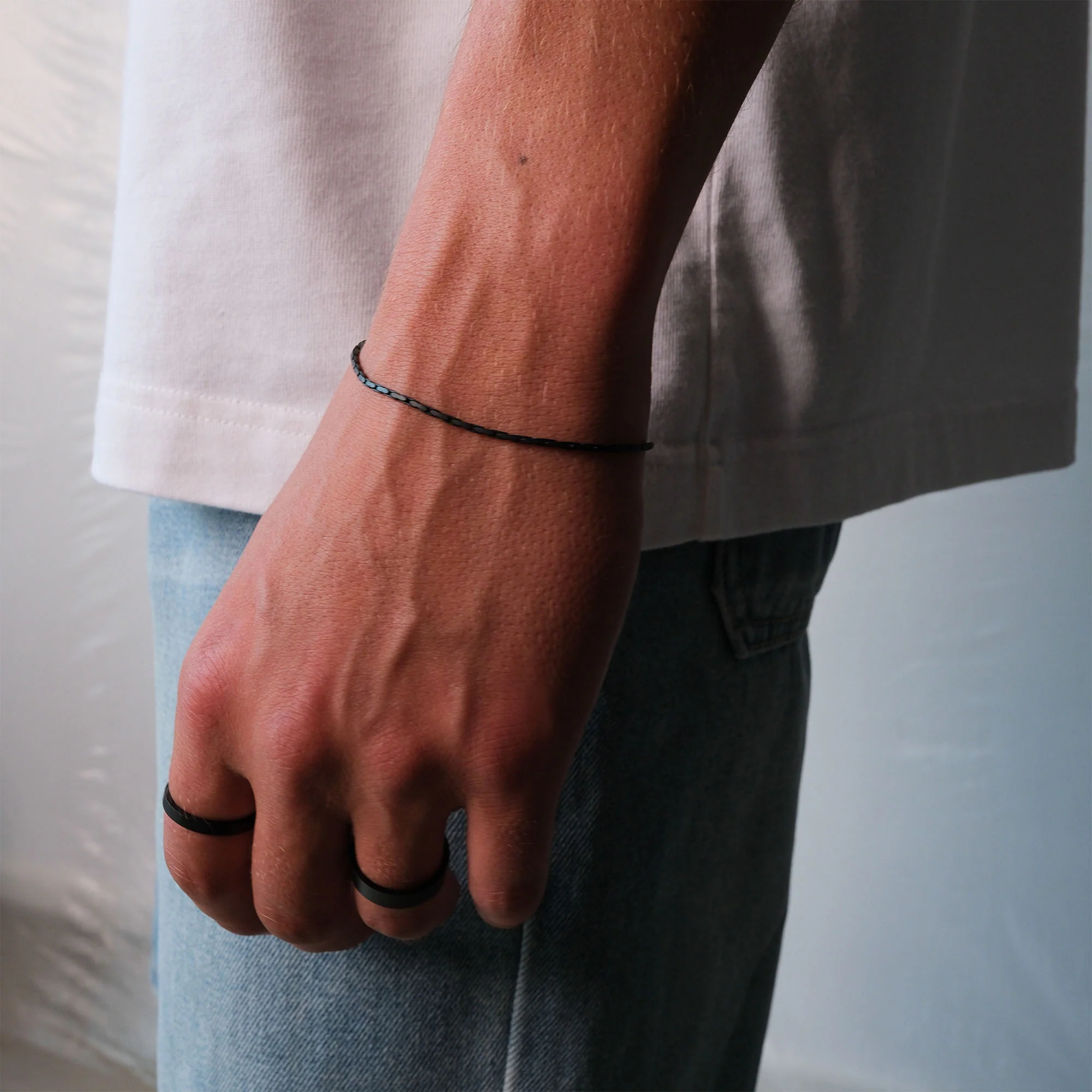 K12 - BLACK WIRE BRACELET - 1.4MM - Image 3