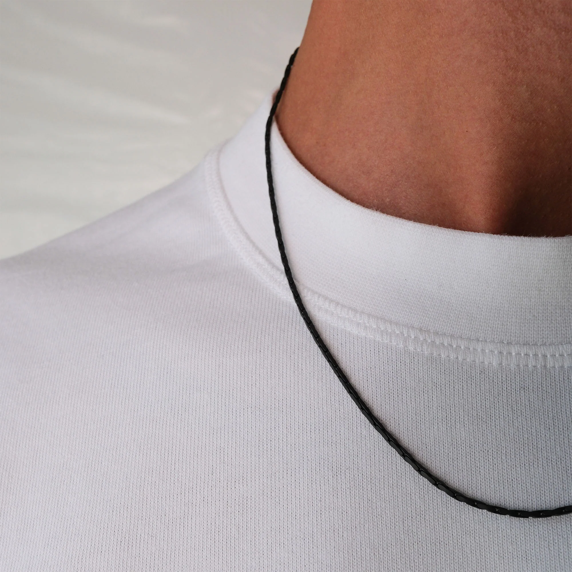 K12 - BLACK WIRE CHAIN - 1.4MM - Image 6
