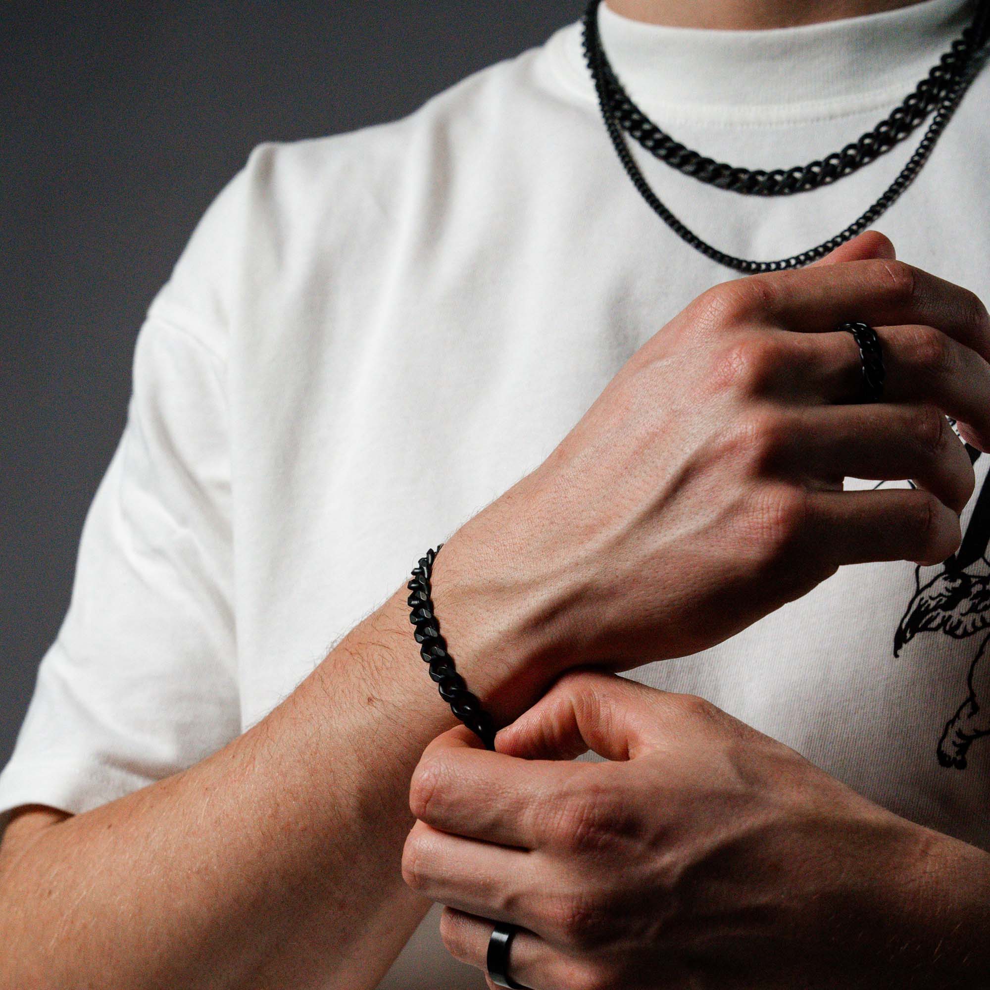 K12 - BLACK CUBAN BRACELET - 8MM - Image 4