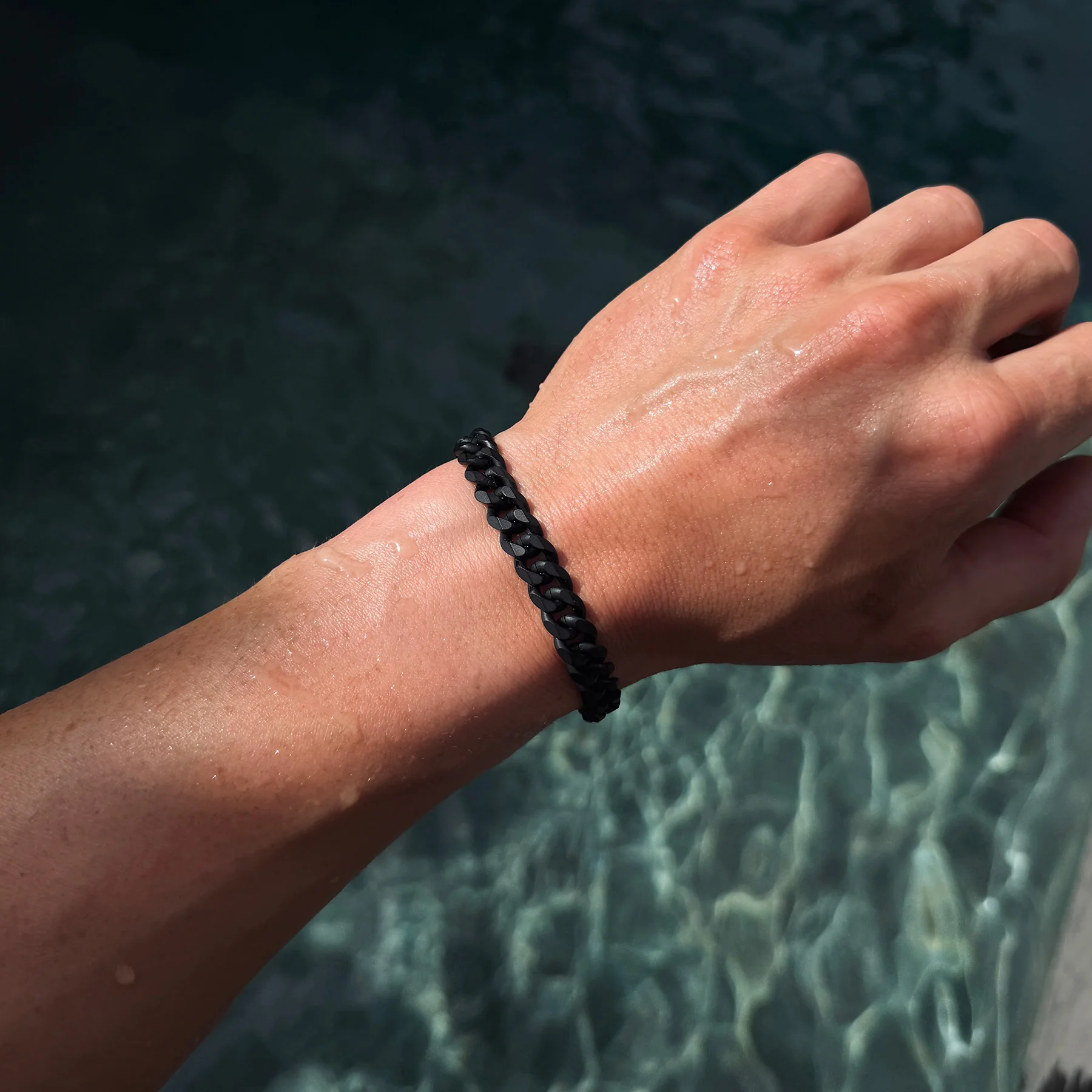 K12 - BLACK CUBAN BRACELET - 8MM - Image 7
