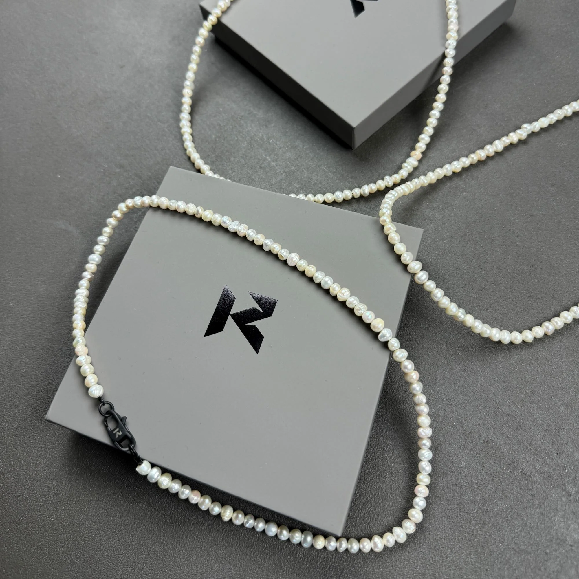 K12 - FRESHWATER PEARL CHAIN - 4MM - Image 3