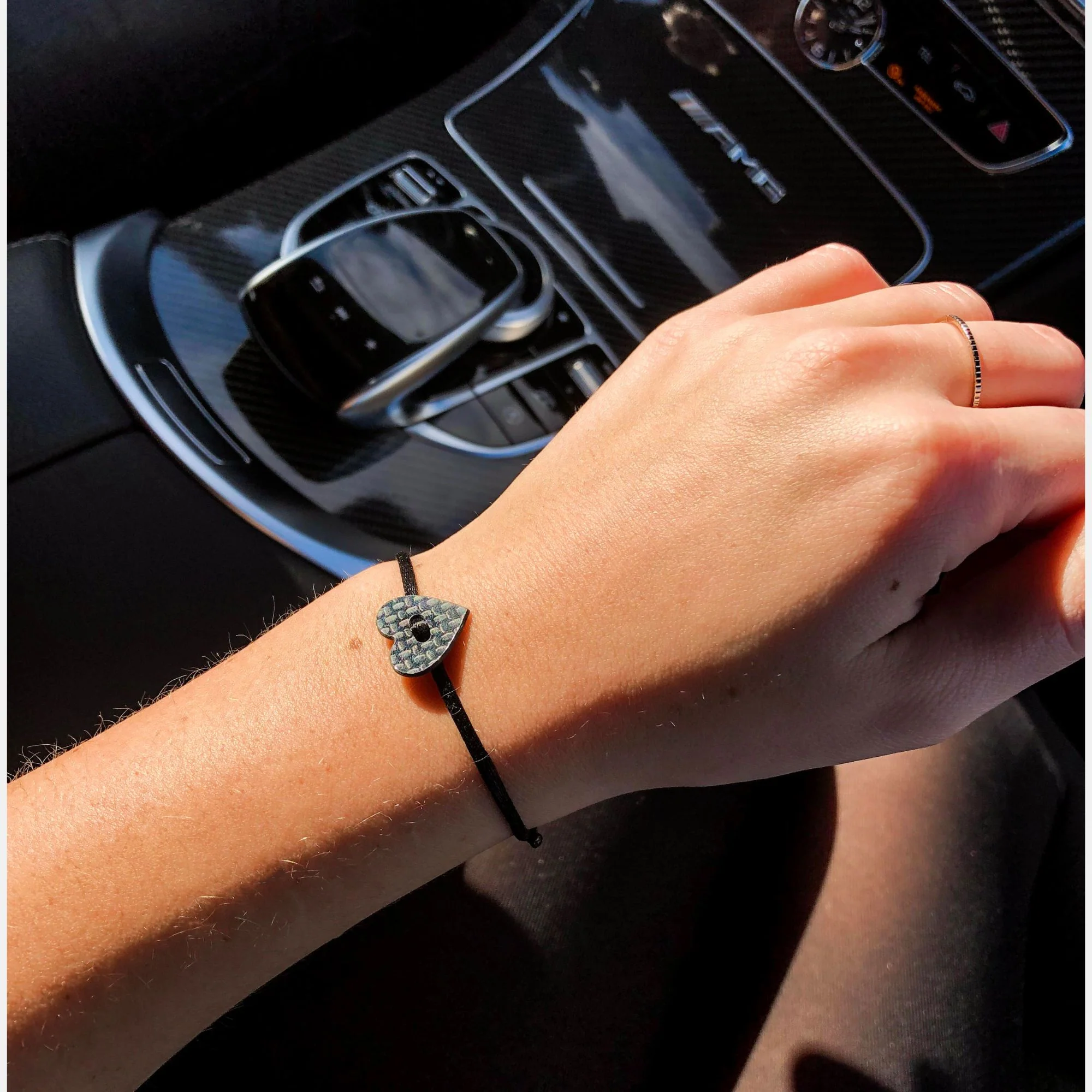 K12 - HEART SATIN BRACELET - Image 5