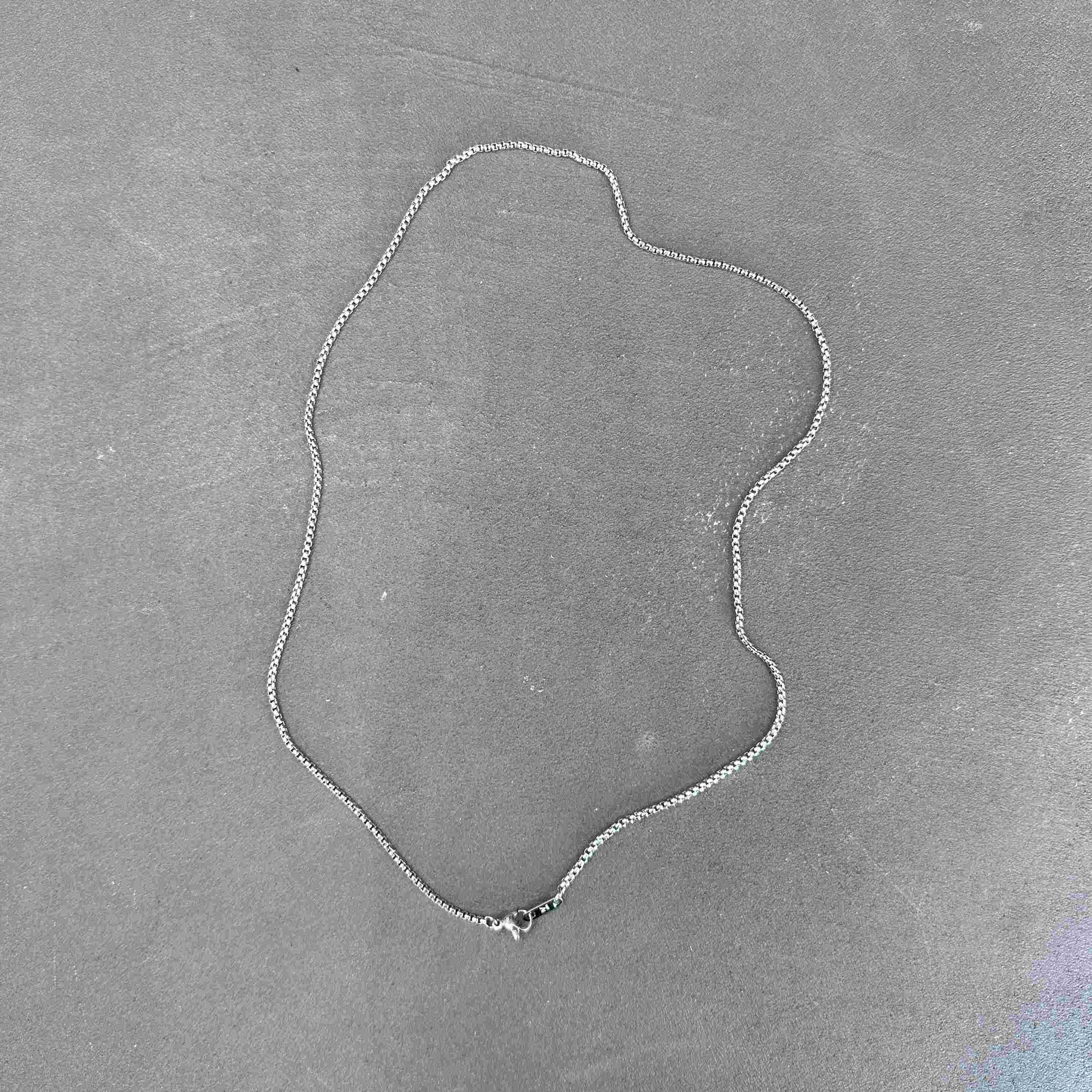 K12 - SILVER BOX CHAIN - 2MM - Image 4