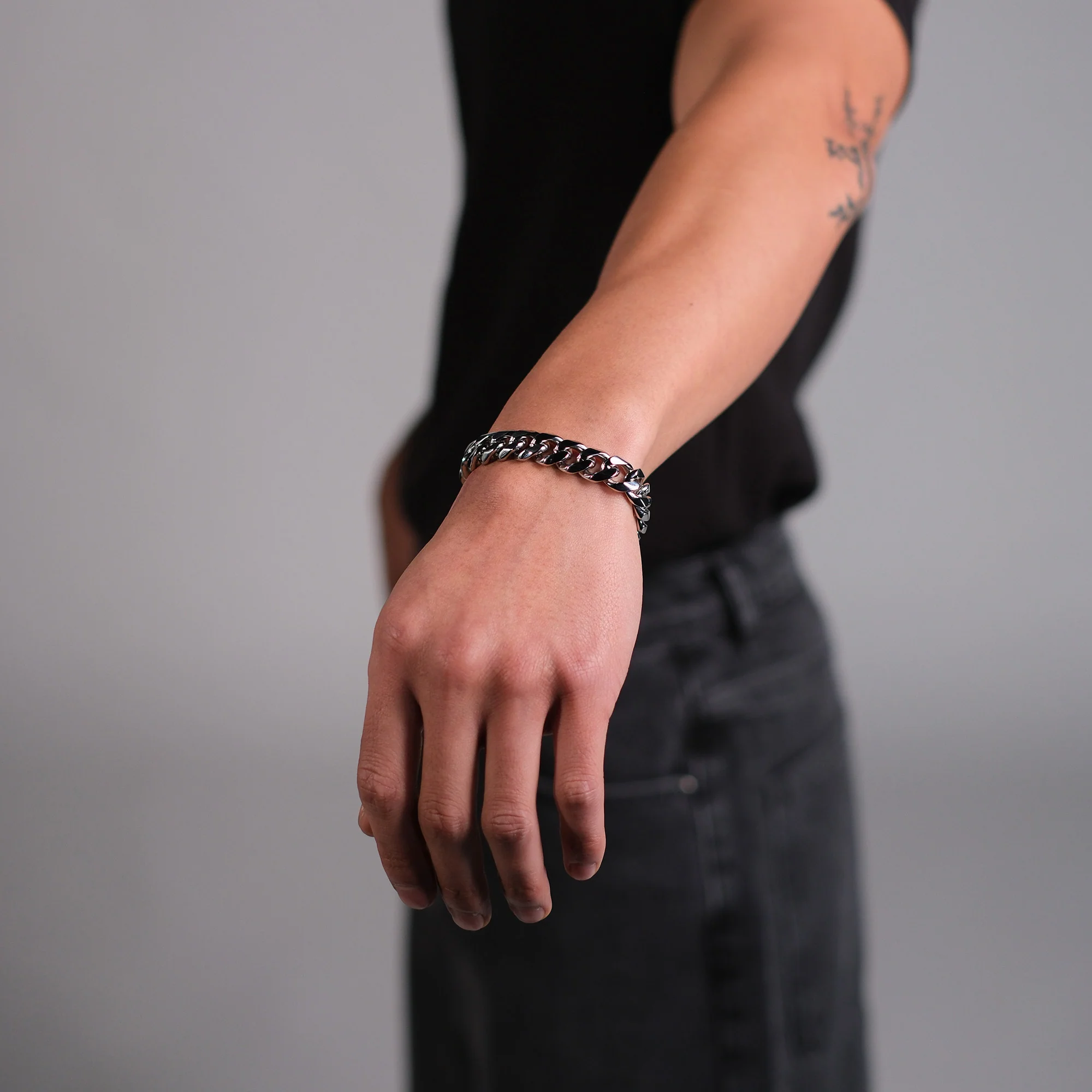 K12 - SILVER CUBAN BRACELET - 13MM - Image 4