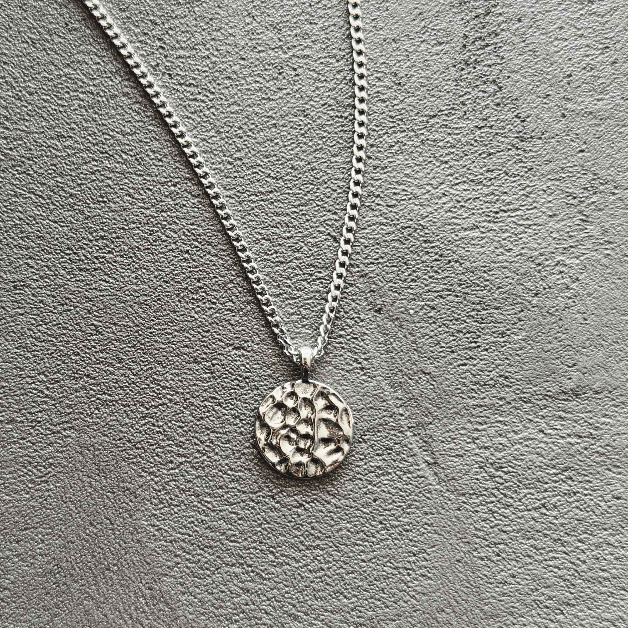 K12 - SILVER HAMMERED CHAIN - Image 6