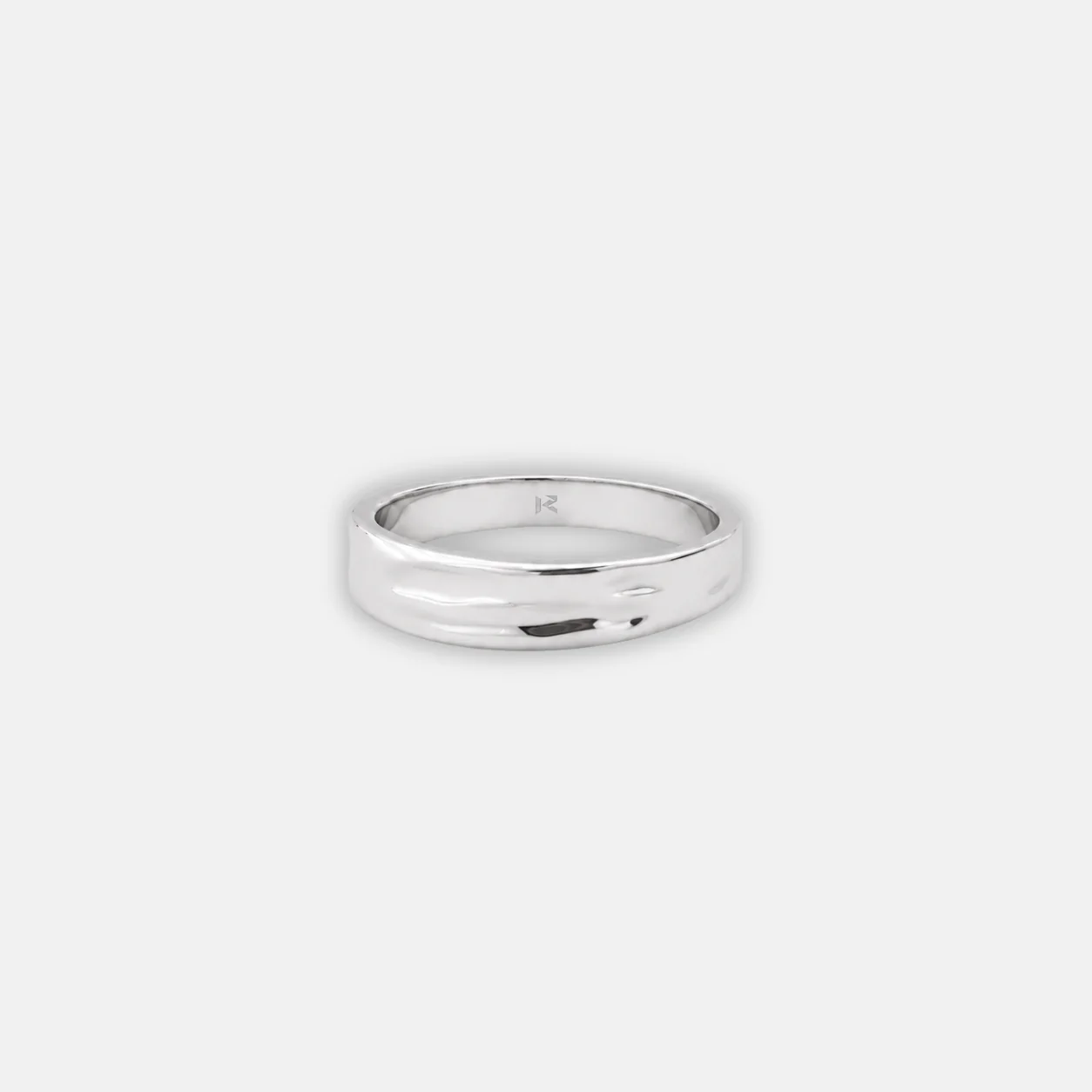 K12 - SILVER HAMMERED RING - Image 3