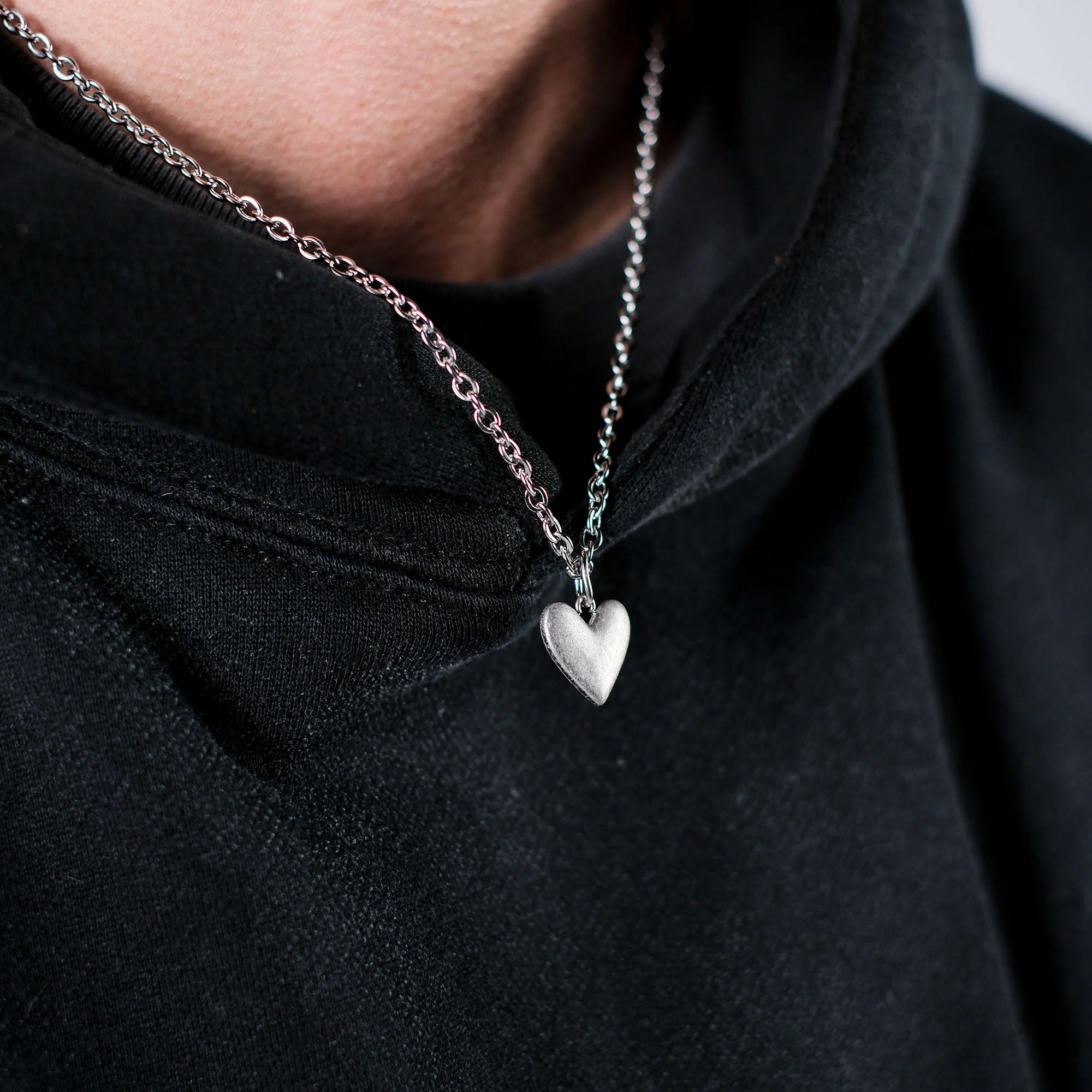 K12 - SILVER HEART - CHAIN - Image 8