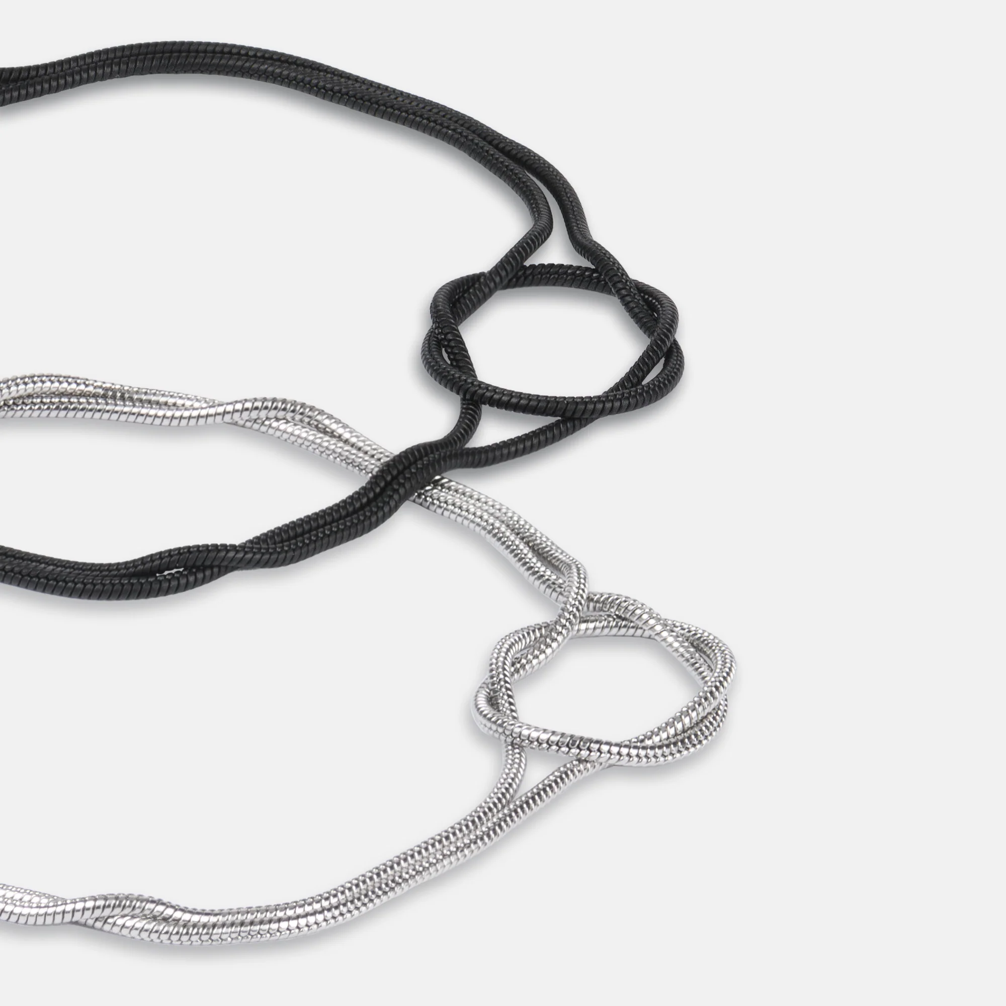 K12 - SILVER LOOP BRACELET - 1.4MM - Image 3