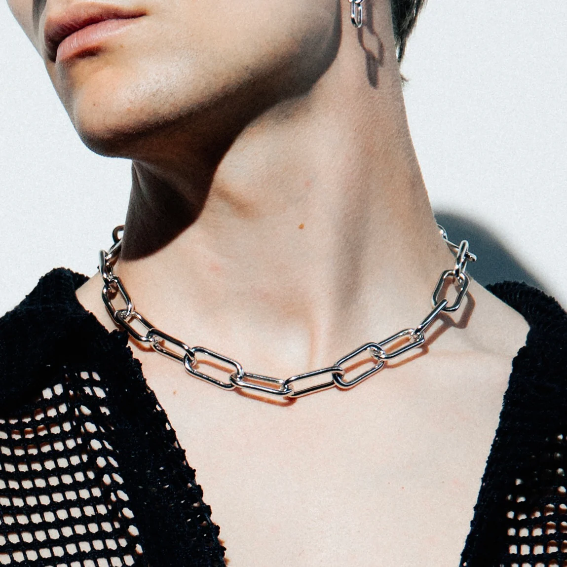K12 - SILVER OVAL LINK CHAIN - 14MM - Image 3