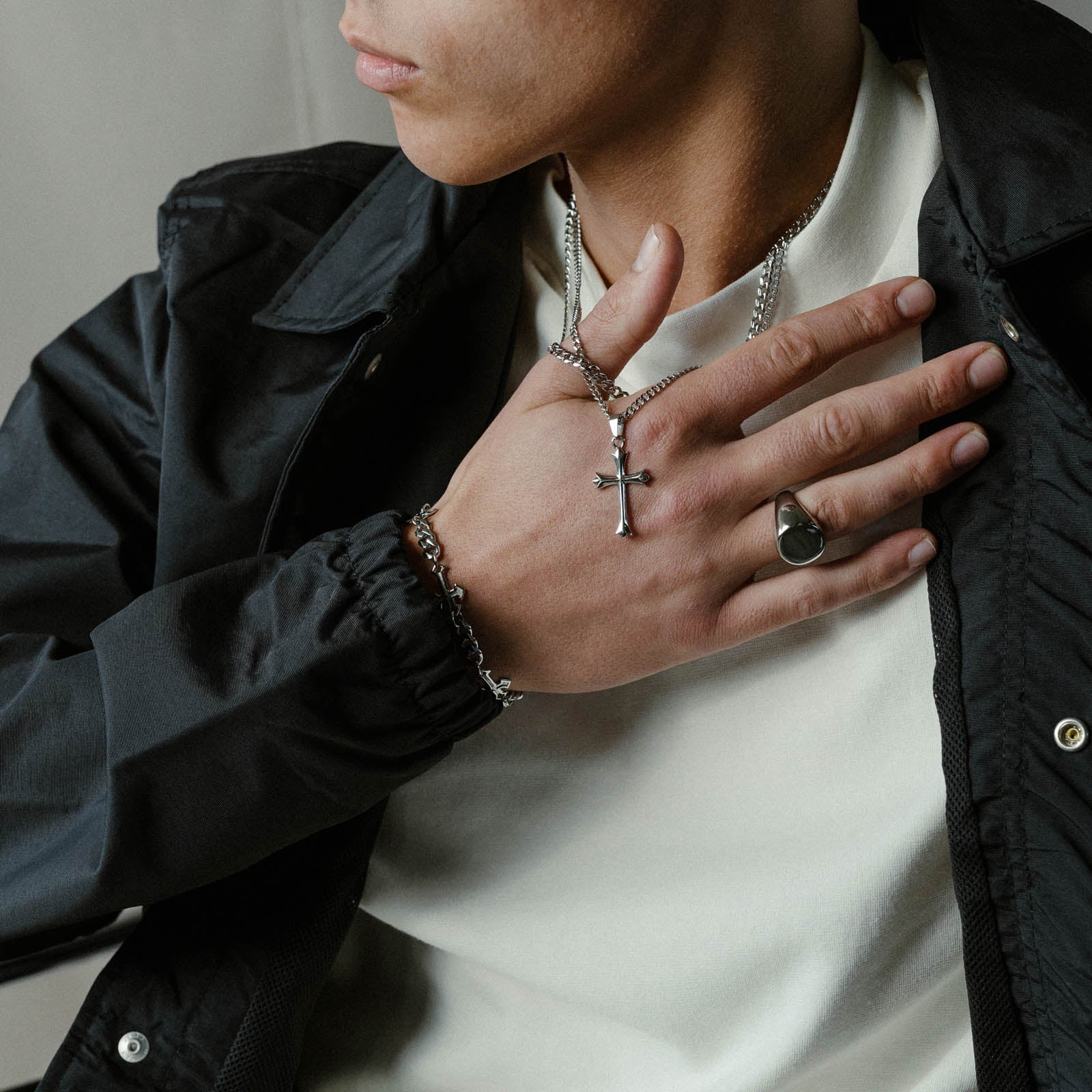 K12 - SILVER SIGNET RING - Image 3