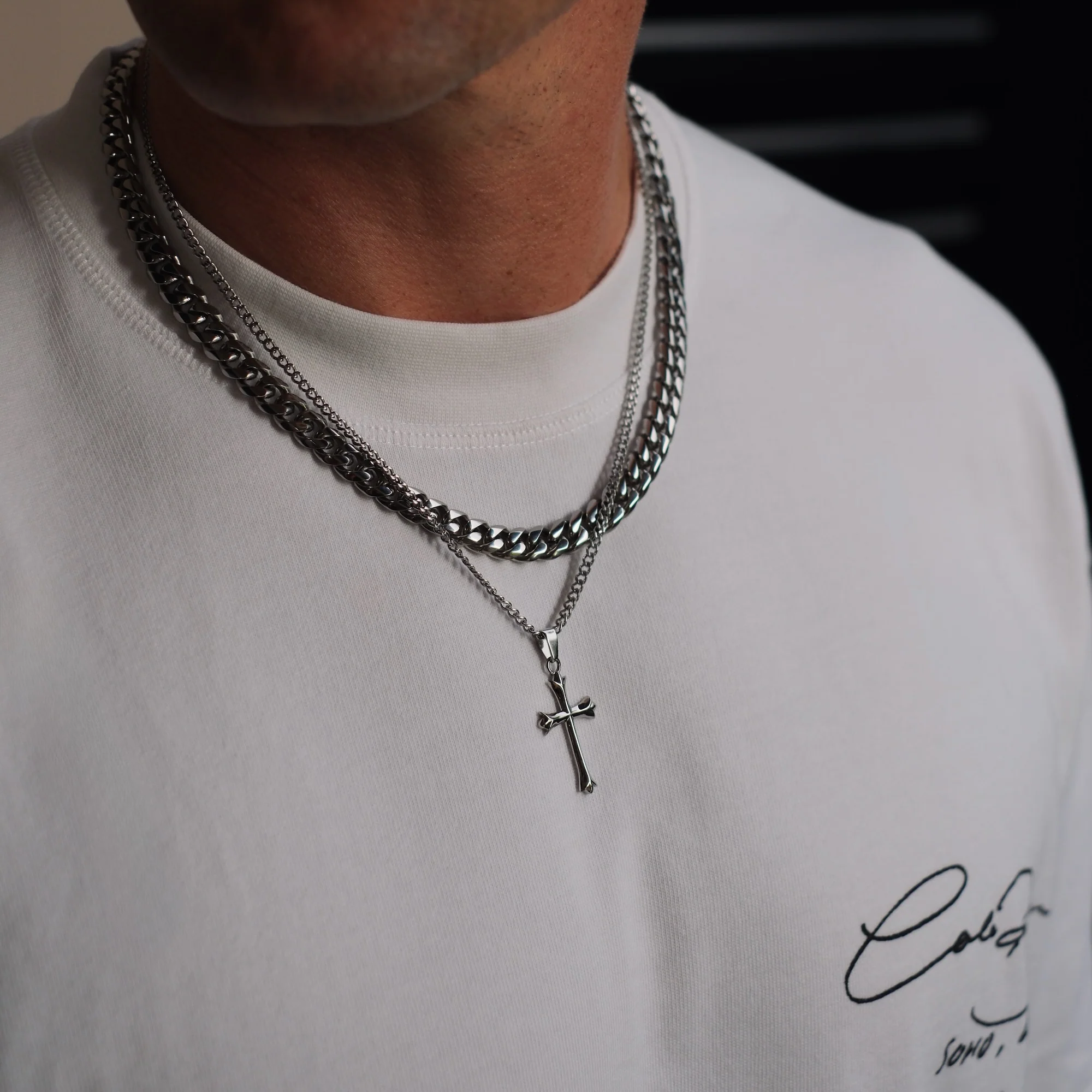 K12 - SILVER VINTAGE CROSS CHAIN - Image 3