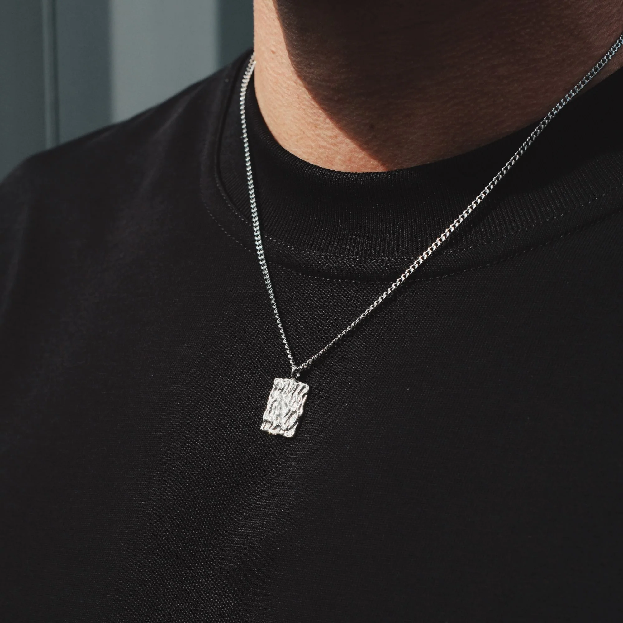 K12 - SILVER WAVY CHAIN - Image 3