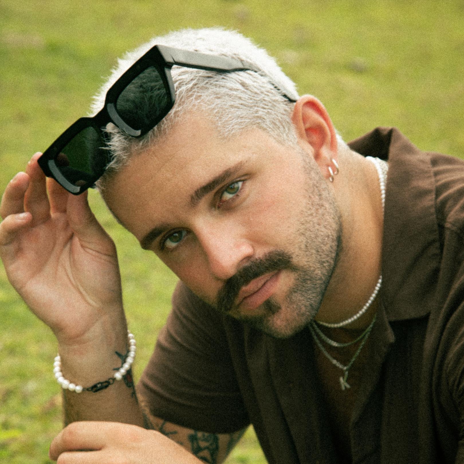 K12 - SUNGLASSES - NUMBER 699 - Image 3