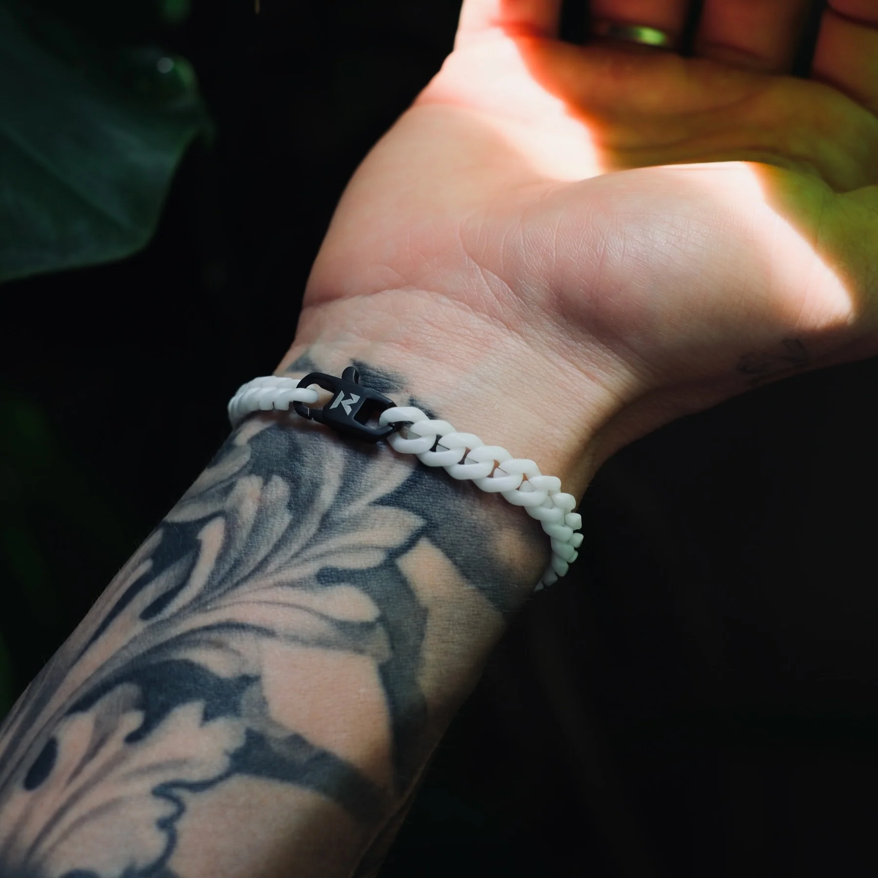 K12 - WHITE CUBAN BRACELET - 8MM - Image 8