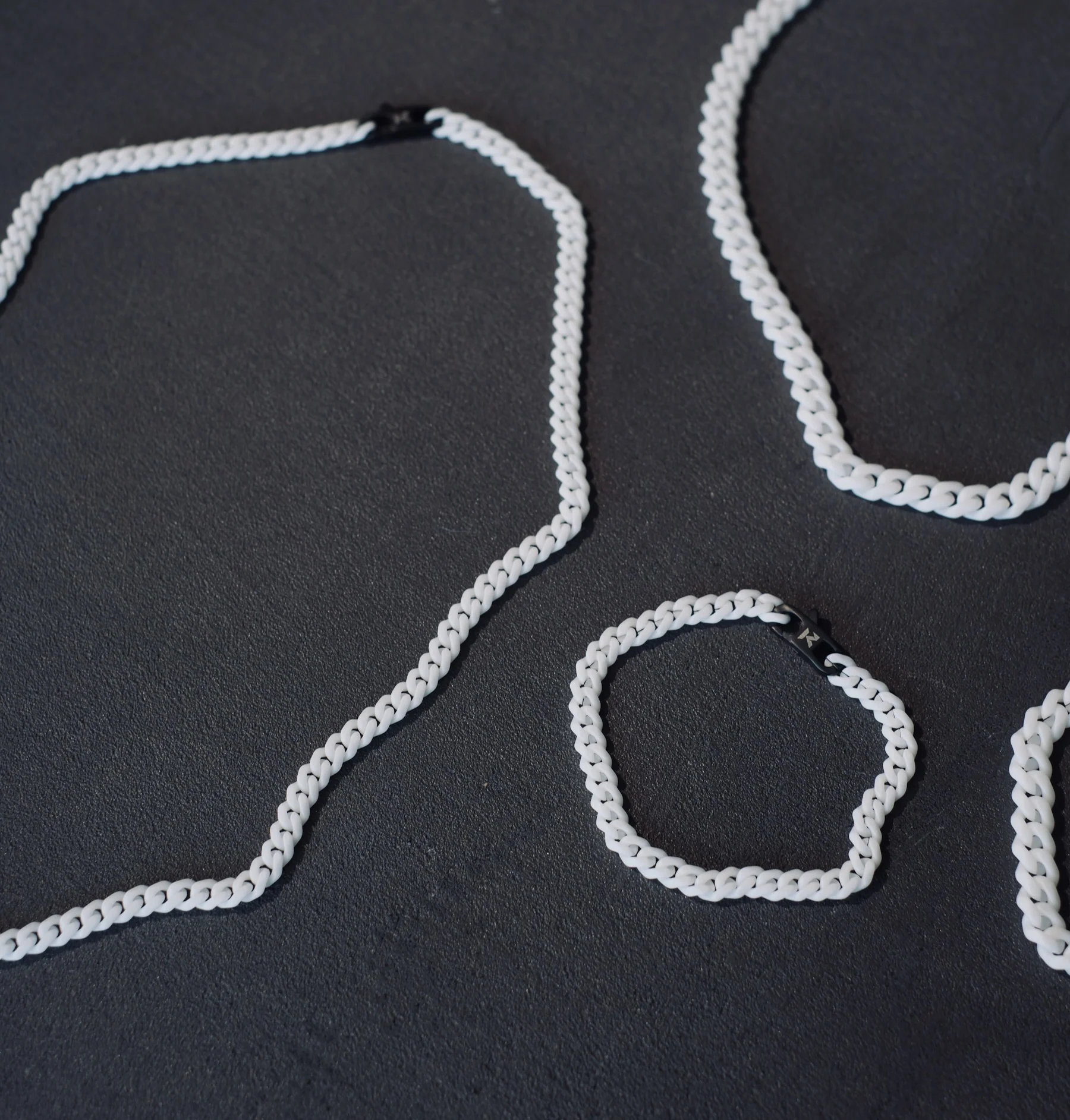 K12 - WHITE CUBAN CHAIN - 6MM - Image 3